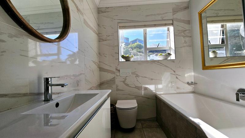 4 Bedroom Property for Sale in Dana Bay Western Cape